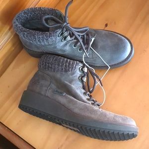 Blowfish Sweater Cuff Winter Ankle Boots